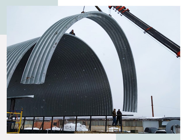 Полукруглые ангары в Топках